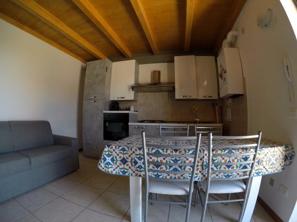 Veronica'S House Apartment Valeggio sul Mincio Exterior photo